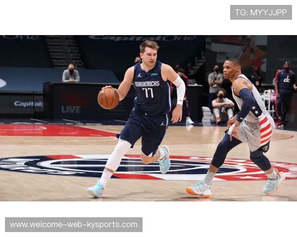 弗拉格冲板护框到位，独行侠禁区稳，弗拉格职业